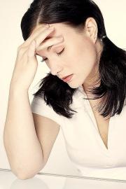 kobieta migrena ból